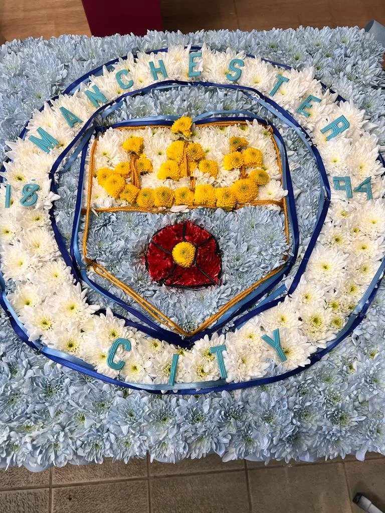 Manchester United football shirt tribute