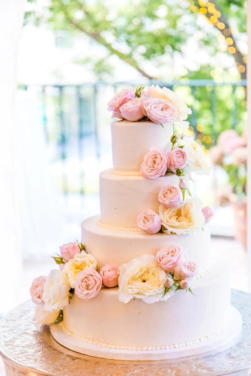 Dusty rose wedding cake flowers