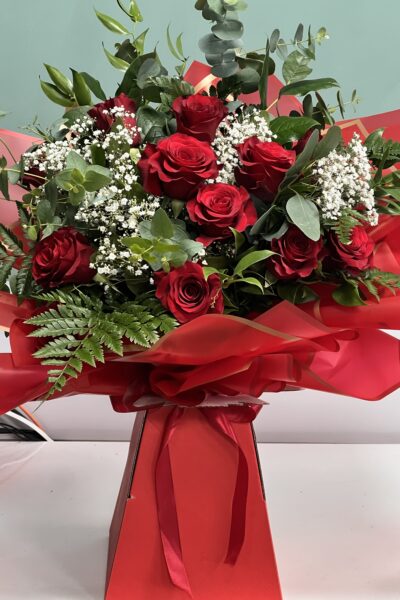12 Red Roses